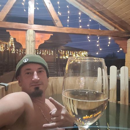Cabana Lunca Târgu Neamț Exteriör bild