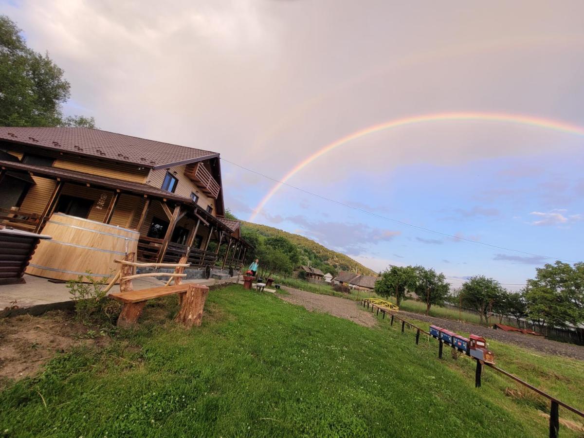 Cabana Lunca Târgu Neamț Exteriör bild