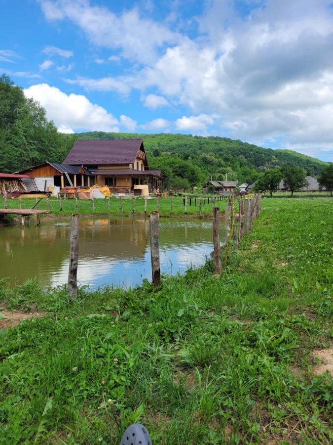 Cabana Lunca Târgu Neamț Exteriör bild