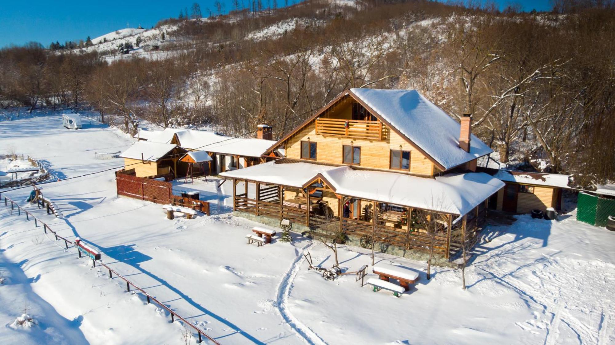 Cabana Lunca Târgu Neamț Exteriör bild