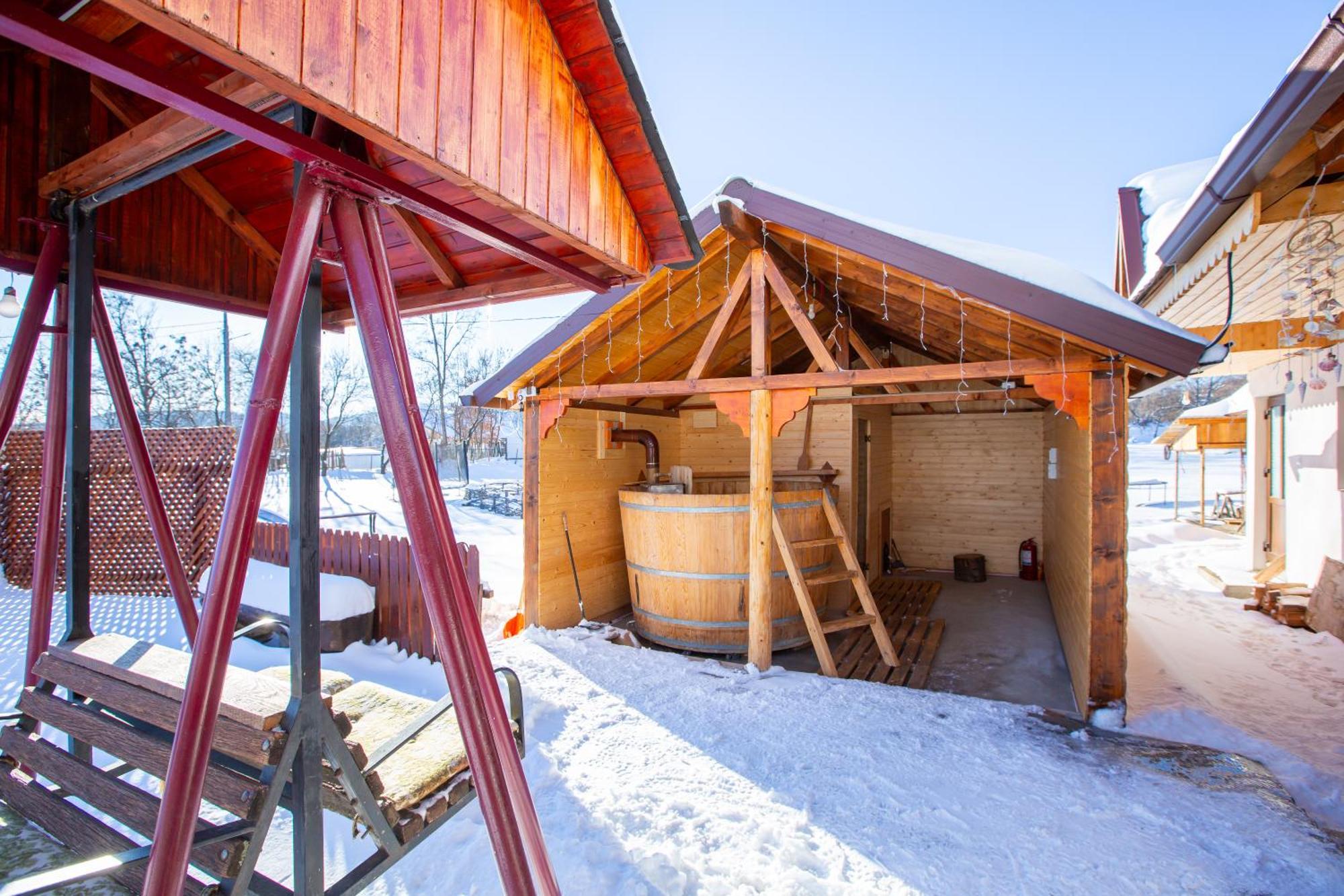 Cabana Lunca Târgu Neamț Exteriör bild