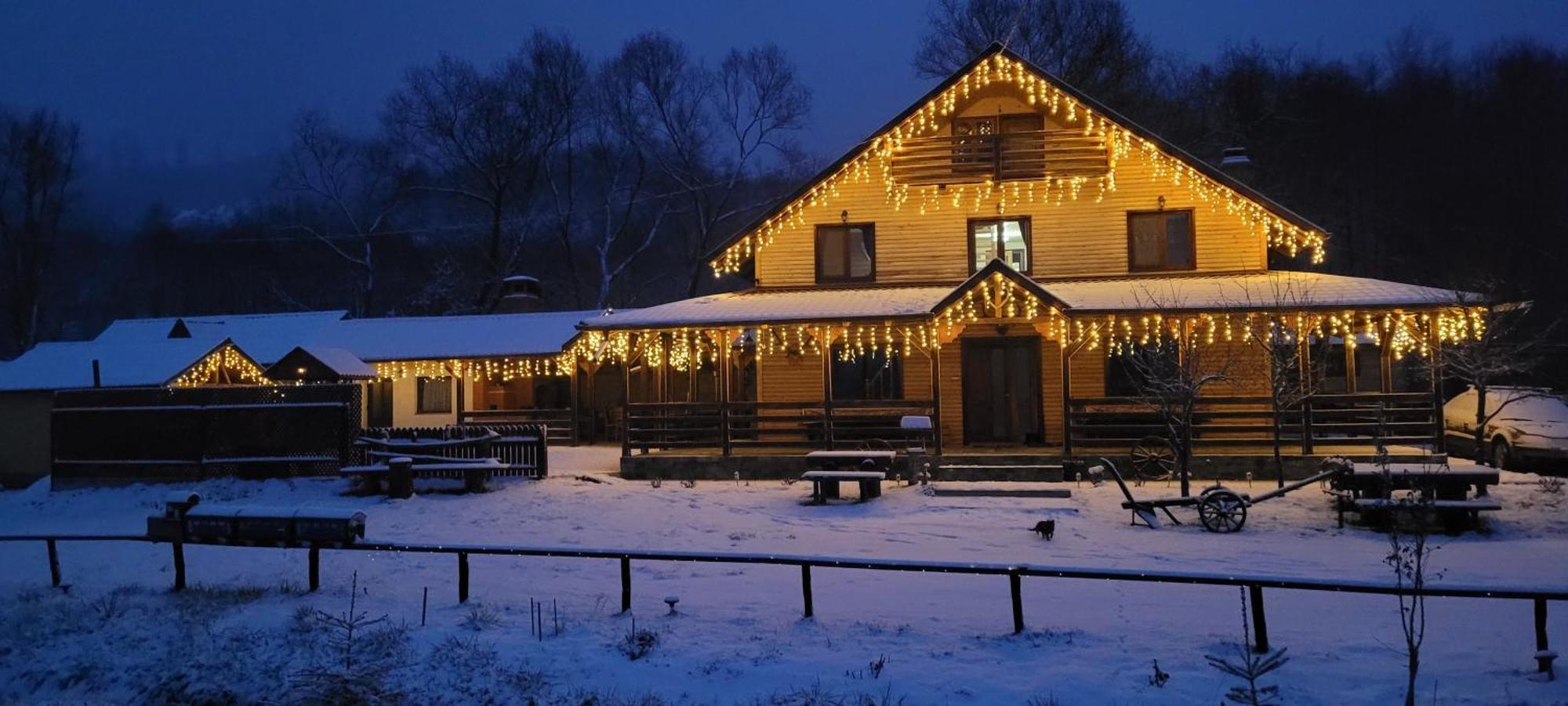 Cabana Lunca Târgu Neamț Exteriör bild